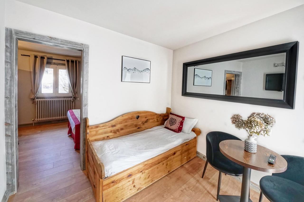 Au Vieux Moulin Hotell Megève Exteriör bild