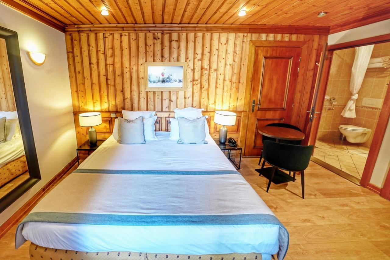 Au Vieux Moulin Hotell Megève Exteriör bild