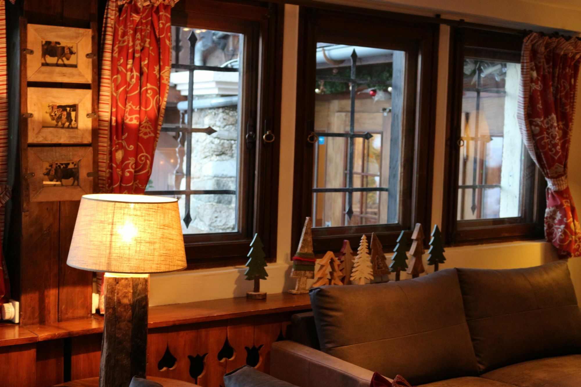 Au Vieux Moulin Hotell Megève Exteriör bild
